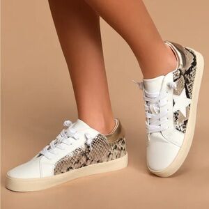 madden girl snakeskin sneakers size 7
